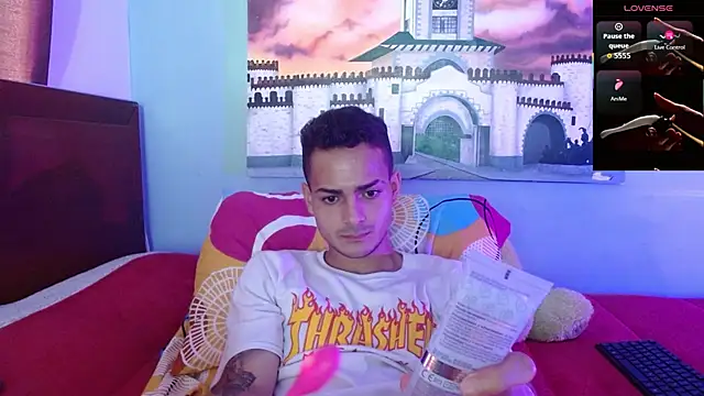 Snapshot of Jeffstyle18 chatting on November 10, 2025, 4:12 pm Jeffstyle18 online show from November 10, 2025, 4:12 pm