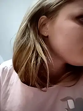 KimySandy online show from September 25, 2025, 4:40 am