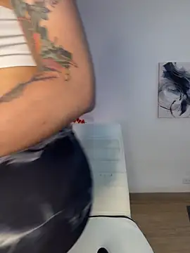 Snapshot of VictoriaHiill chatting on February 28, 2026, 5:34 pm VictoriaHiill online show from February 28, 2026, 5:34 pm