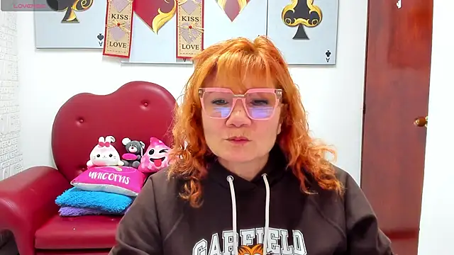 Snapshot of Salomeediaz_ chatting on February 14, 2026, 9:15 pm Salomeediaz online show from February 14, 2026, 9:15 pm