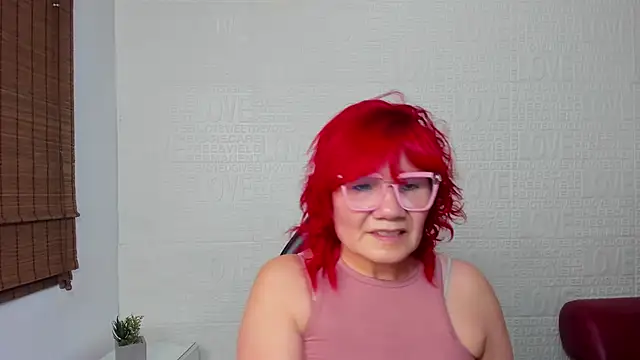 Salomeediaz  online show from February 25, 2025, 9:04 pm