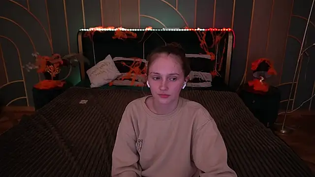 PamelaXX  online show from October 30, 2025, 8:50 pm