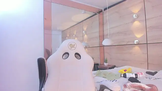 Snapshot of martina_touss chatting on January 12, 2026, 1:29 pm martina touss online show from January 12, 2026, 1:29 pm