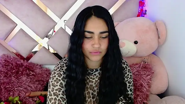 Charlotte cute18 online show from March 7, 2025, 10:02 am