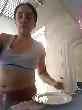 Isabel23zr online show from February 19, 2026, 4:15 pm