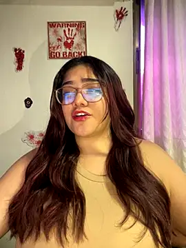 KathyGonzalez online show from October 17, 2025, 11:34 am