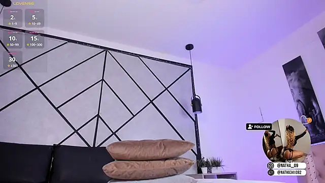 Natasha Smith09 online show from February 24, 2025, 1:35 am