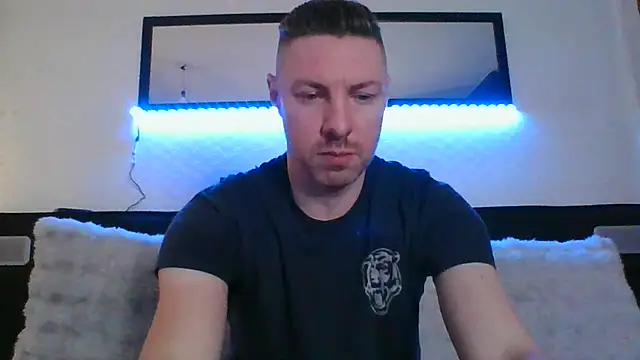 Fit4fun24 online show from January 7, 2026, 10:48 pm