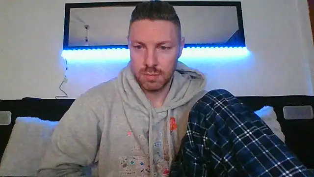 Fit4fun24 online show from March 9, 2026, 10:46 pm