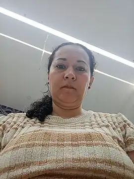 luisa curli online show from May 15, 2026, 11:58 pm