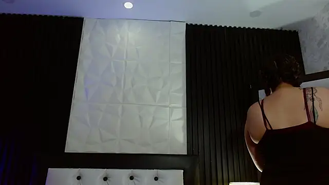 Snapshot of marie_hss chatting on October 10, 2025, 5:03 pm marie hss online show from October 10, 2025, 5:03 pm