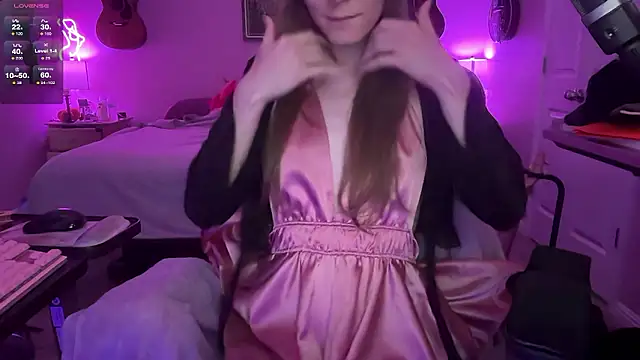 Snapshot of Lilithstarfall chatting on December 6, 2024, 9:18 pm Lilithstarfall online show from December 6, 2024, 9:18 pm