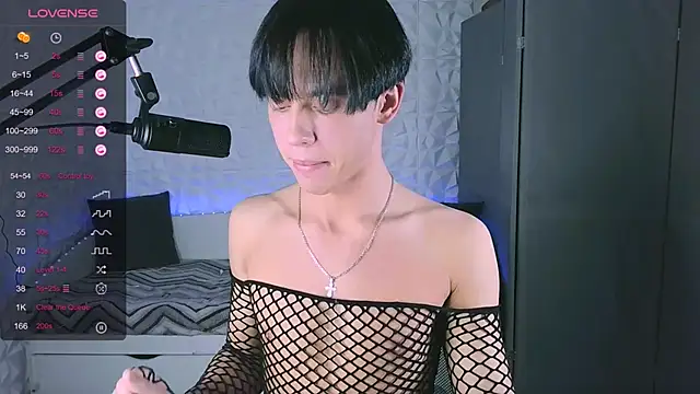 Jerry Bomb online show from November 3, 2025, 8:29 am