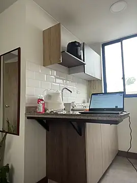 LauraCadwell online show from February 7, 2026, 12:13 pm