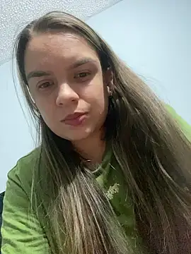 Nathaly00  online show from November 20, 2025, 11:58 pm