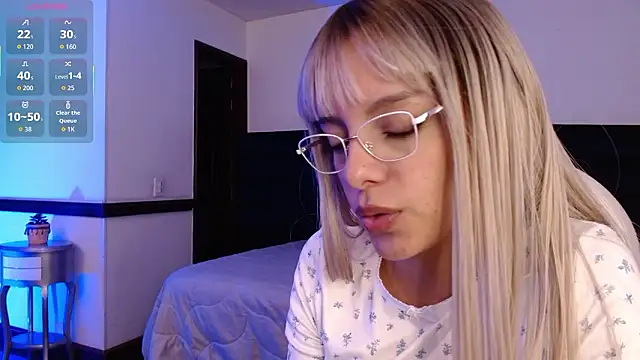 Snapshot of peyton_golden1 chatting on February 8, 2026, 3:48 am peyton golden1 online show from February 8, 2026, 3:48 am