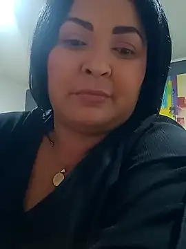 Snapshot of milenios chatting on February 22, 2025, 7:01 am milenios online show from February 22, 2025, 7:01 am