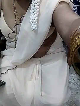 Indian Meera online show from September 29, 2025, 2:23 pm