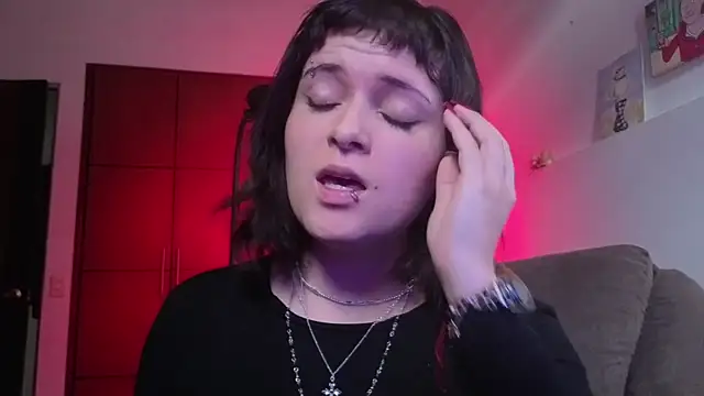 NEXT DOOR GIRL  online show from April 17, 2026, 10:12 pm