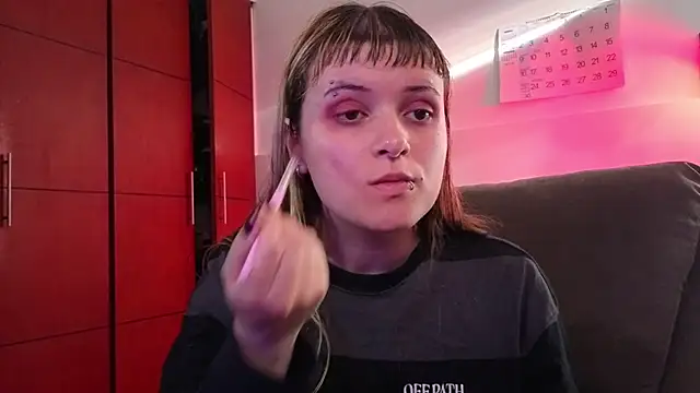 Snapshot of NEXT_DOOR_GIRL_ chatting on December 1, 2025, 9:48 pm NEXT DOOR GIRL online show from December 1, 2025, 9:48 pm