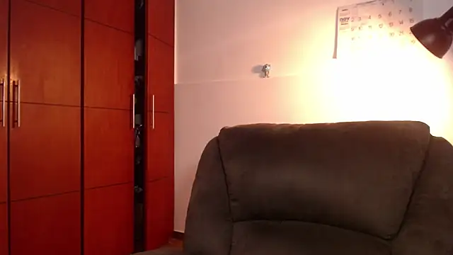 Snapshot of NEXT_DOOR_GIRL_ chatting on November 6, 2025, 10:25 pm NEXT DOOR GIRL online show from November 6, 2025, 10:25 pm