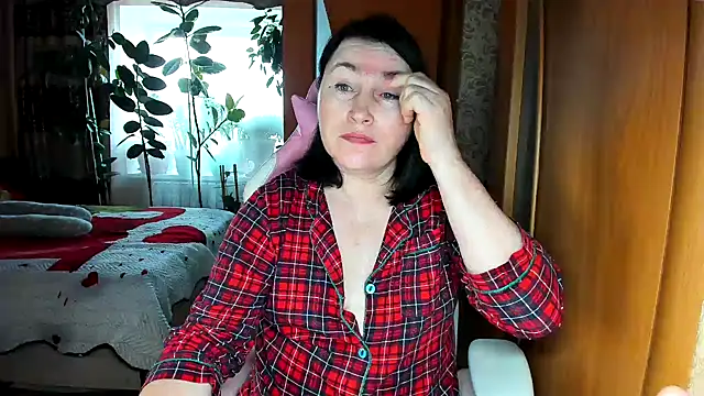 Tatyana51 online show from May 7, 2026, 5:22 am