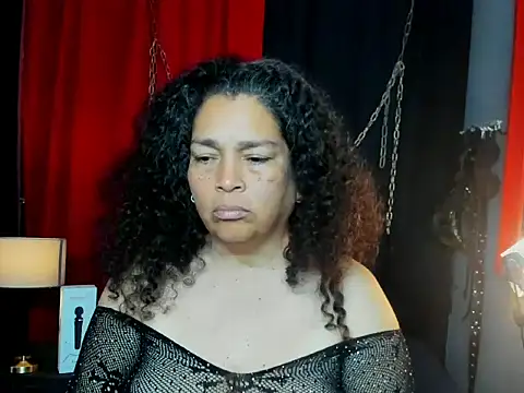 AvaLusty online show from September 20, 2025, 10:53 am