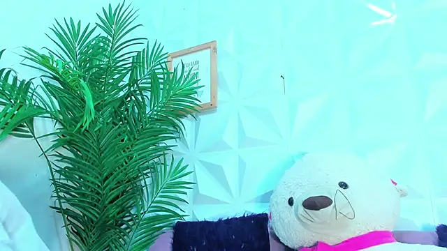 Briyit Doll online show from October 1, 2025, 9:29 pm