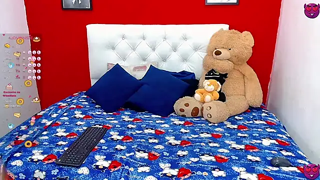 Snapshot of _snopyy_ chatting on January 4, 2025, 7:23 pm snopyy online show from January 4, 2025, 7:23 pm