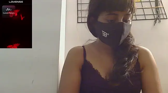 Snapshot of shimoona chatting on February 23, 2025, 3:18 pm shimoona online show from February 23, 2025, 3:18 pm