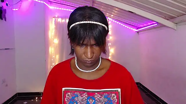 Snapshot of Angell_Dustt_ chatting on March 23, 2025, 8:15 am Angell Dustt online show from March 23, 2025, 8:15 am