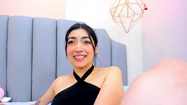 ThailyCherry online show from February 26, 2025, 1:25 am