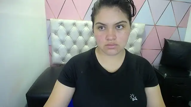 Marinasexxx online show from December 21, 2025, 6:42 pm