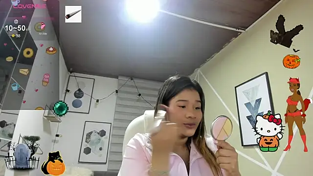 Enma  clark online show from November 3, 2025, 4:07 am