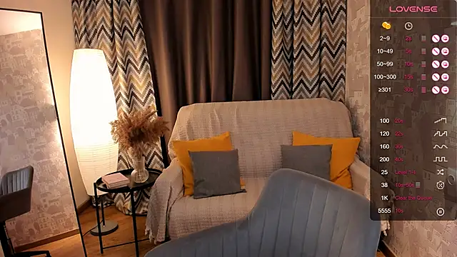 Snapshot of annacooleman chatting on March 4, 2025, 5:32 am annacooleman online show from March 4, 2025, 5:32 am