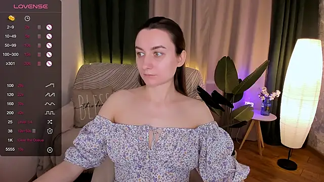 Snapshot of annacooleman chatting on March 12, 2025, 11:32 am annacooleman online show from March 12, 2025, 11:32 am