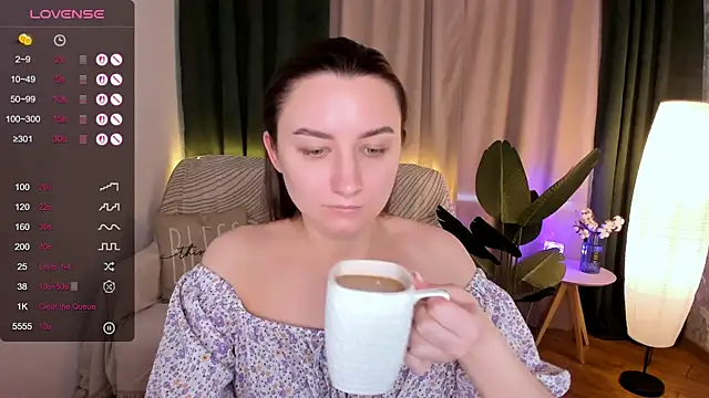 Snapshot of annacooleman chatting on March 12, 2025, 8:30 am annacooleman online show from March 12, 2025, 8:30 am
