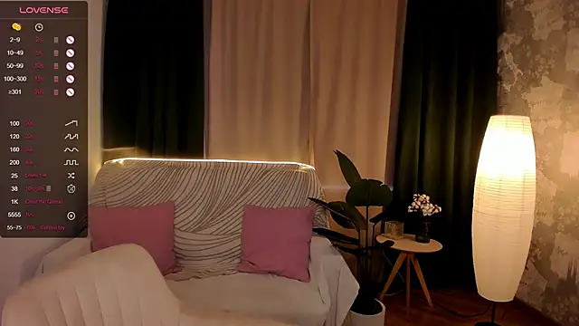 Snapshot of annacooleman chatting on September 16, 2025, 2:34 am annacooleman online show from September 16, 2025, 2:34 am