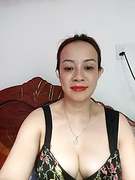 Baby-bigboobs2024 online show from October 4, 2025, 7:10 am