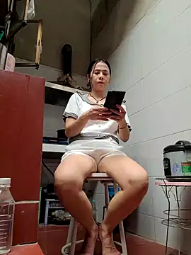 Tinease online show from September 17, 2025, 3:19 am
