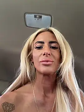 blondiluvsanal online show from May 22, 2026, 4:16 pm