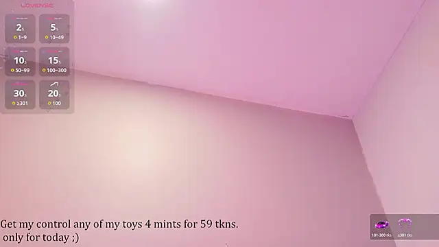 Snapshot of julieta_flower chatting on February 7, 2026, 1:52 pm julieta flower online show from February 7, 2026, 1:52 pm