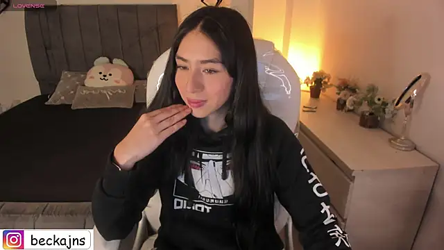 Snapshot of Beck_jones chatting on October 28, 2025, 3:00 pm Beck jones online show from October 28, 2025, 3:00 pm