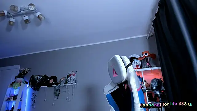 Viv Player online show from November 28, 2025, 5:40 am