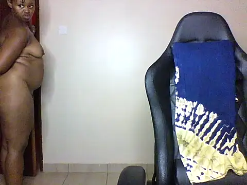 Candii wet  online show from October 9, 2025, 10:43 pm