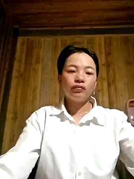 Snapshot of cmhln chatting on December 3, 2024, 10:23 pm cmhln online show from December 3, 2024, 10:23 pm