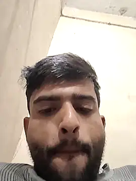 PRIYANHUxh online show from January 12, 2026, 3:46 am