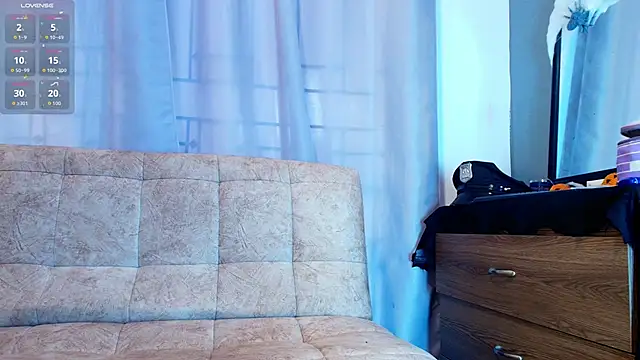 jade brunnette online show from October 30, 2025, 8:06 pm