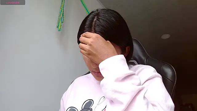 Snapshot of danna_peterson1 chatting on October 29, 2025, 5:23 pm danna peterson1 online show from October 29, 2025, 5:23 pm