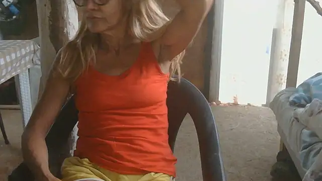 couplemilf2 online show from June 6, 2026, 7:08 pm